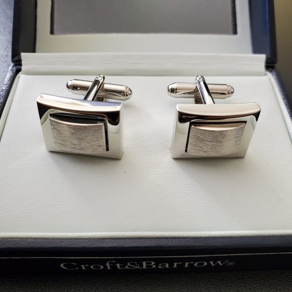 Cuff Links - Picture 4 of 6